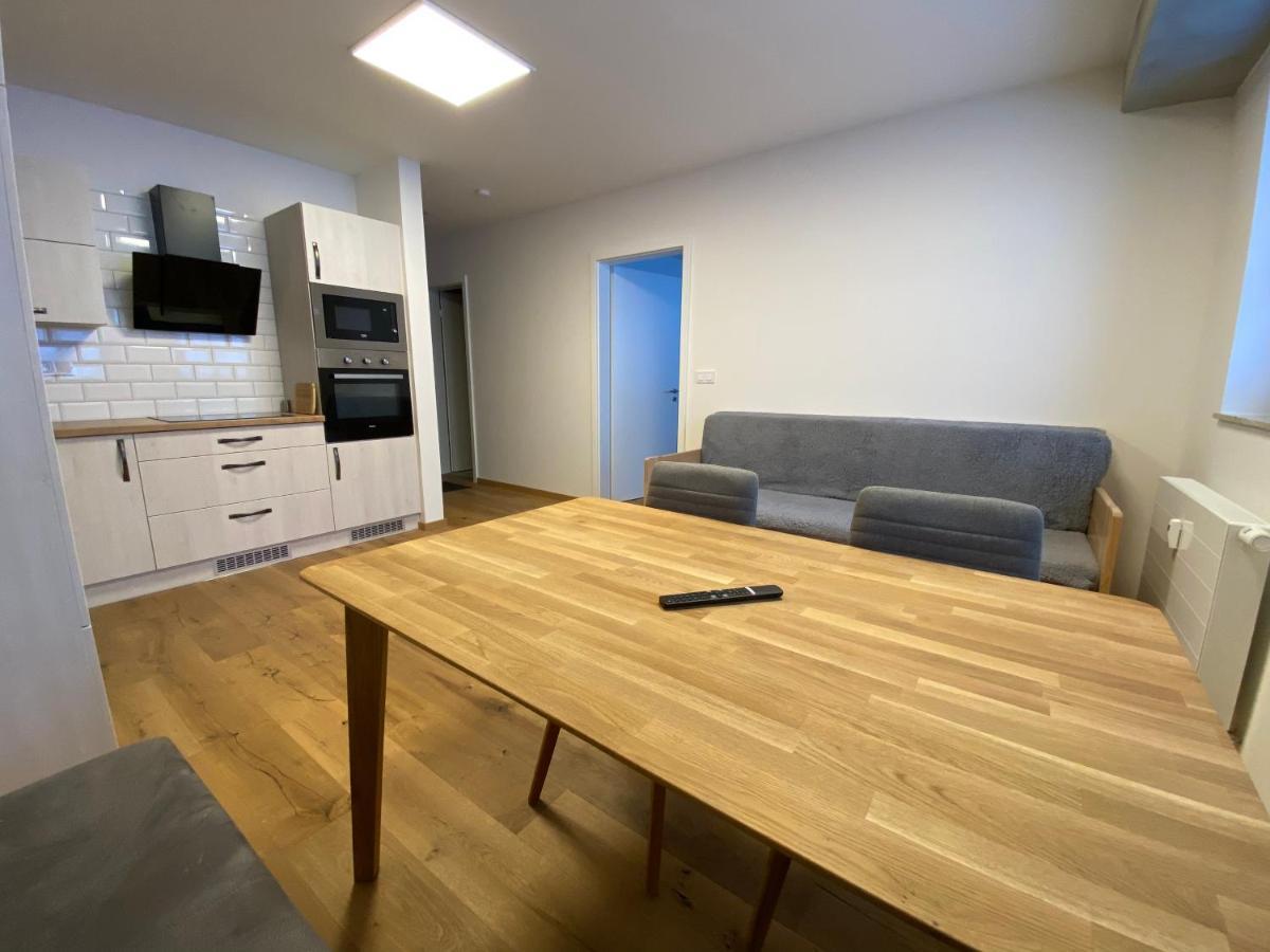 Wellness Apartman Pila Kvilda Eksteriør billede