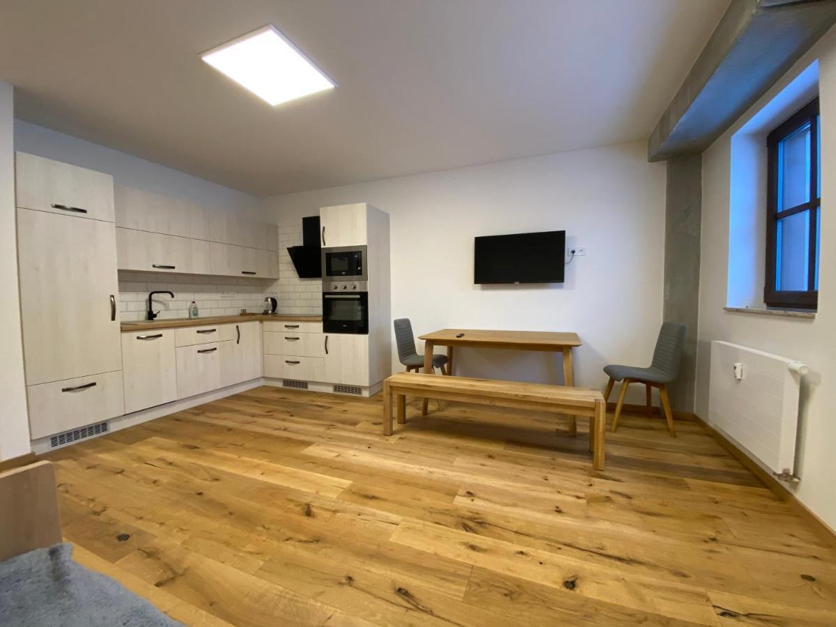 Wellness Apartman Pila Kvilda Eksteriør billede