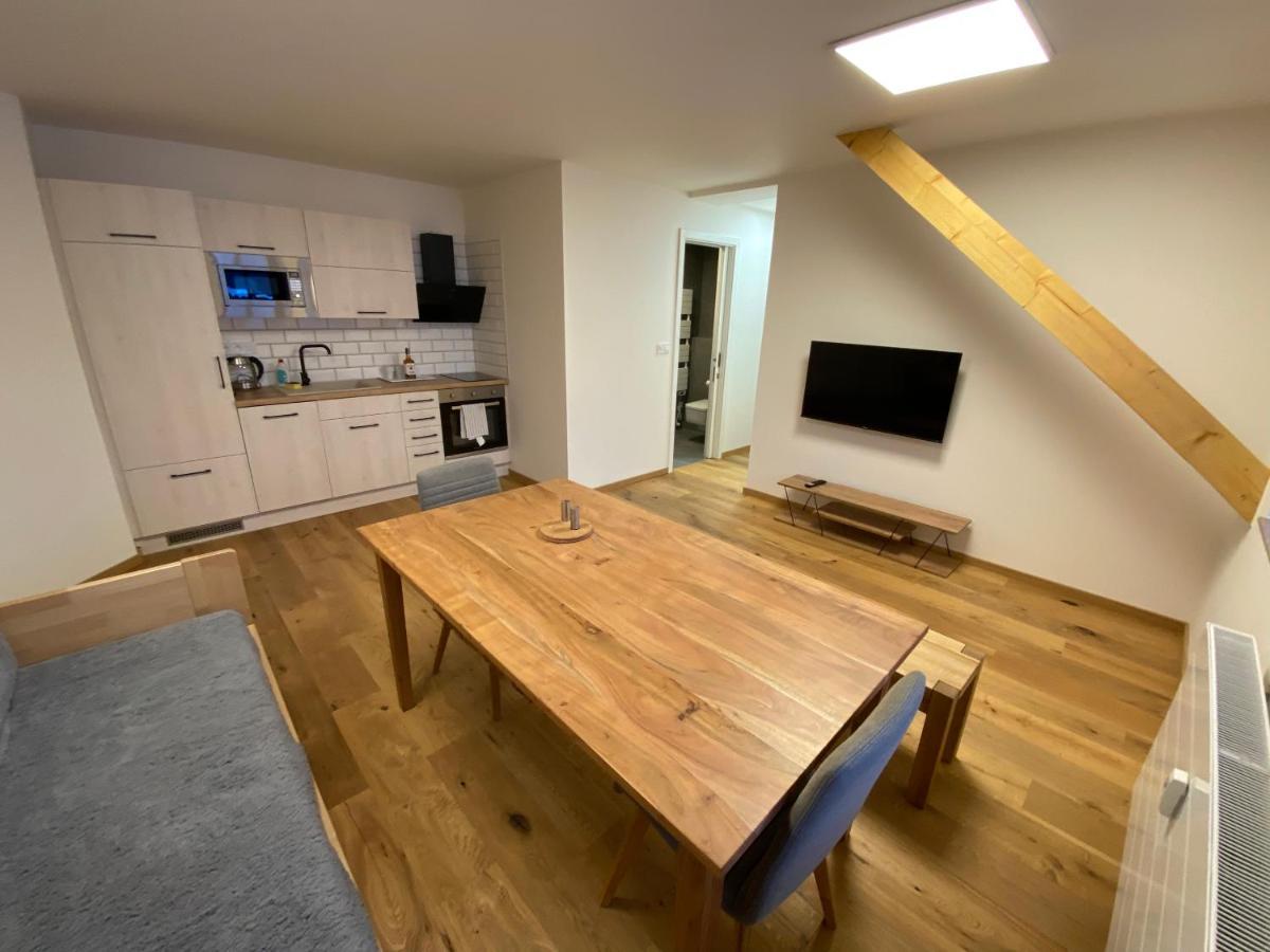 Wellness Apartman Pila Kvilda Eksteriør billede