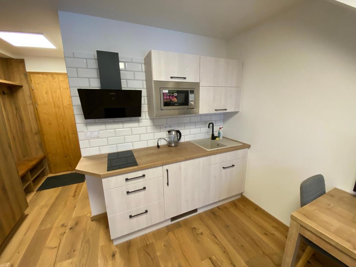 Wellness Apartman Pila Kvilda Eksteriør billede