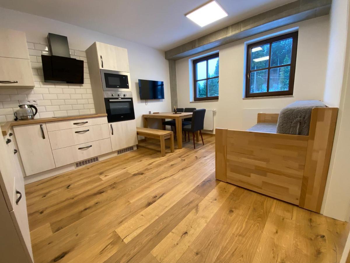 Wellness Apartman Pila Kvilda Eksteriør billede